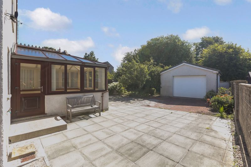 Queen Street Renfrew